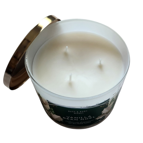 Original Vanilla Bean Noel Bath & Body Works Candle *former scent notes* - Picture 5 of 7